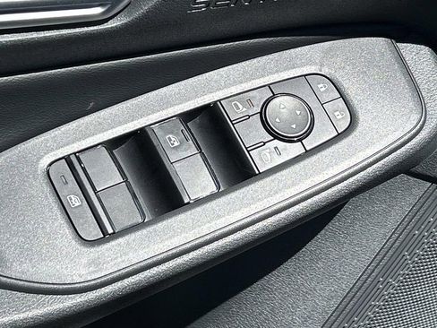 New 2026 Nissan Sentra SV w/ SV Convenience Package FWD image 16