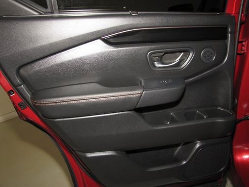 Certified 2024 Honda Pilot TrailSport image 13