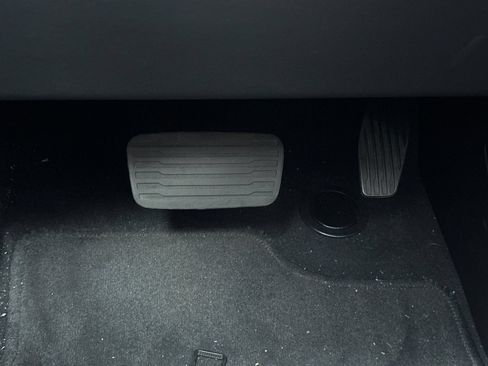 Certified 2026 Cadillac Escalade IQ Sport 1 w/ LPO, Floor Liner Package AWD/4WD image 42