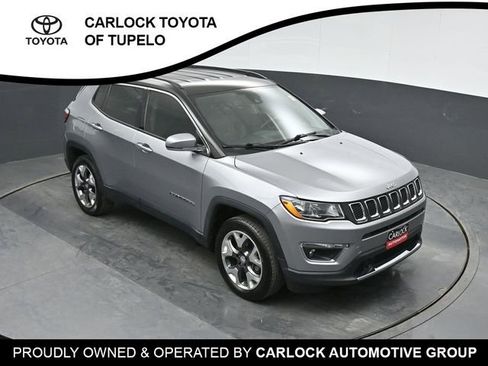 Used 2021 Jeep Compass Limited image 32