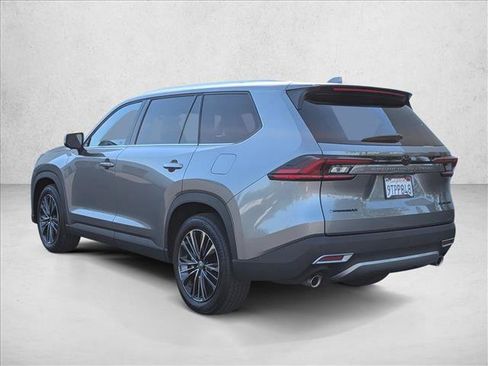 Used 2025 Toyota Grand Highlander AWD Hybrid image 7