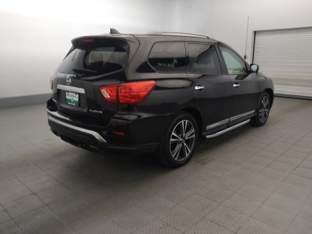 Used 2019 Nissan Pathfinder Platinum FWD image 9