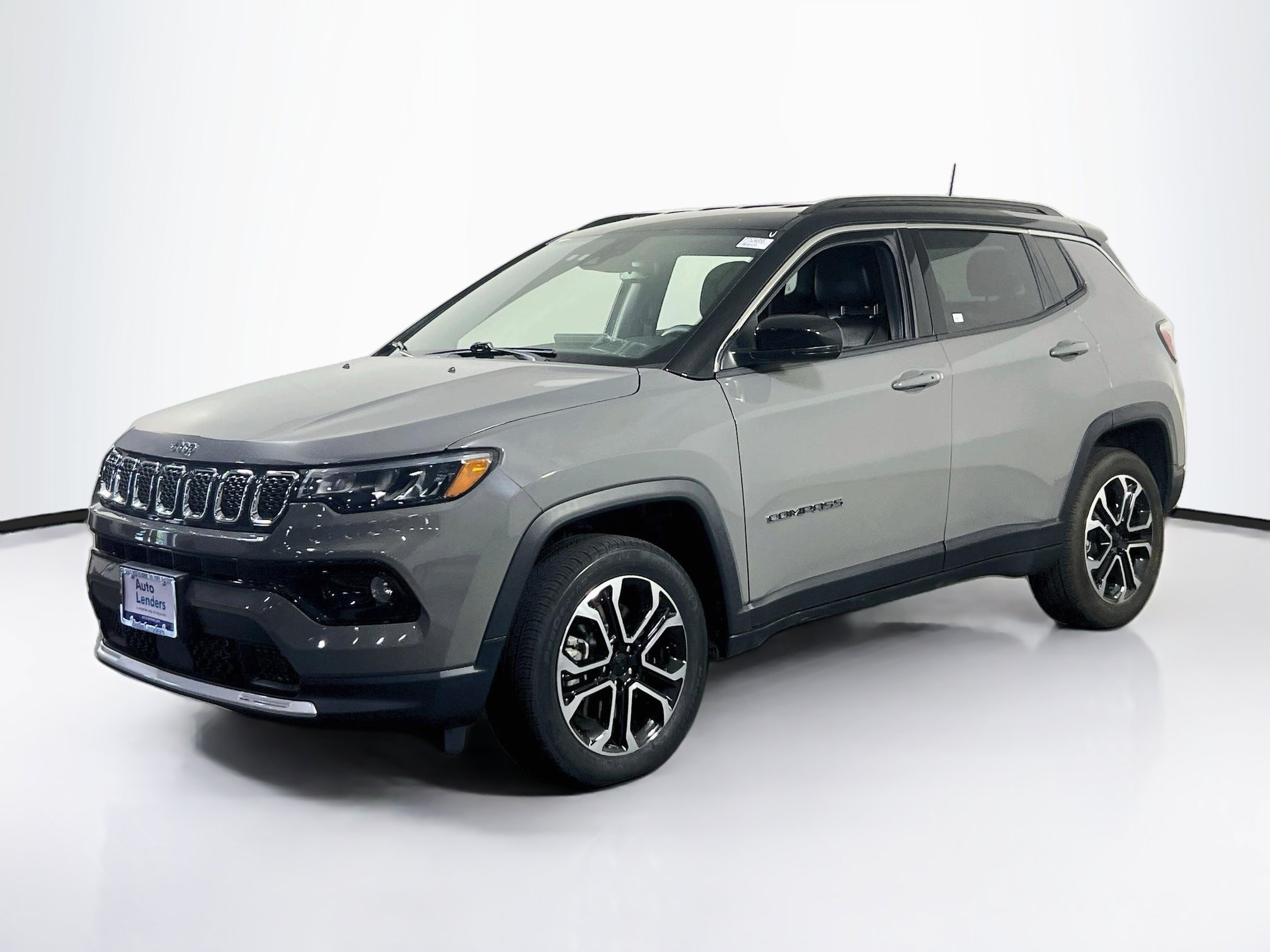Used 2023 Jeep Compass Limited AWD/4WD image 1