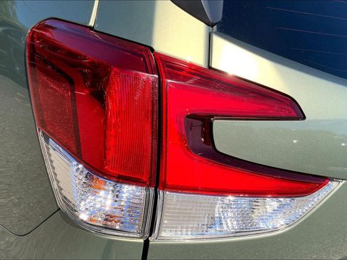 Used 2021 Subaru Forester Limited AWD/4WD image 28