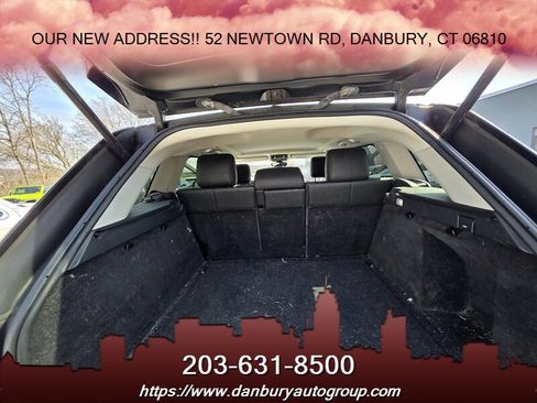 Used 2017 Land Rover Range Rover Sport SE image 6