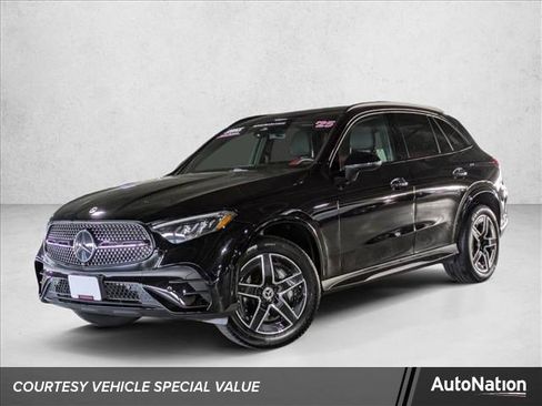 Certified 2025 Mercedes-Benz GLC 300 image 1