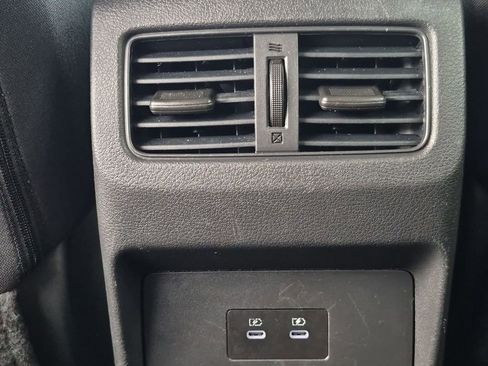 Used 2024 Nissan Rogue SV FWD image 14