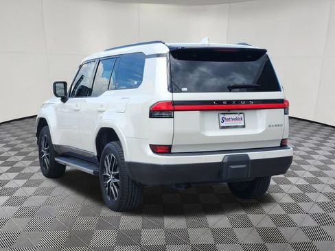 Used 2024 Lexus GX 550 w/ Accessory Package (Z1) AWD/4WD image 4
