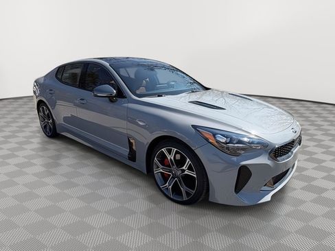 Used 2020 Kia Stinger GT1 image 8