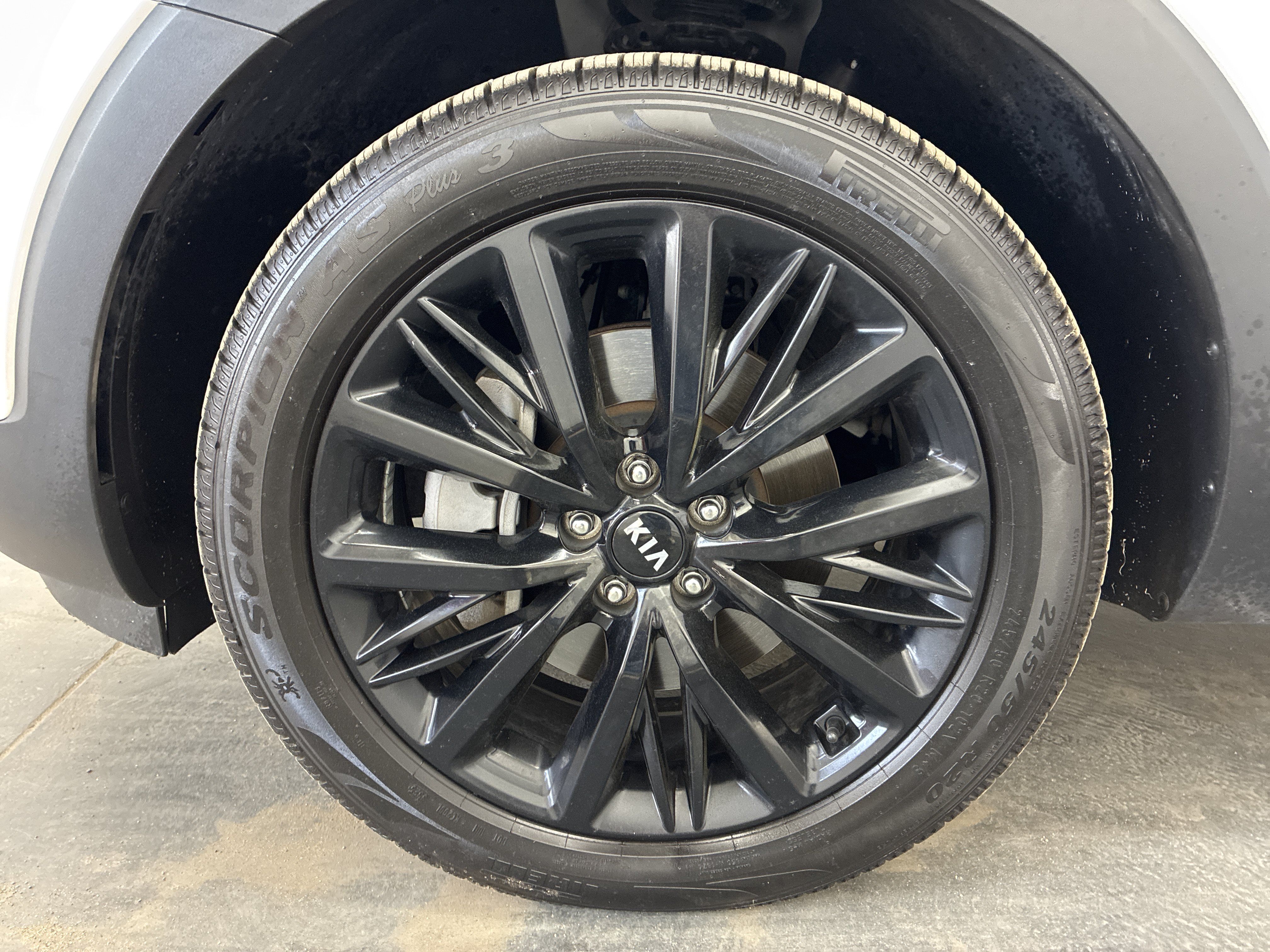 Used 2021 Kia Telluride SX w/ Towing Package AWD/4WD image 23