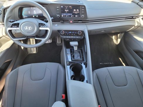 Certified 2026 Hyundai Elantra SEL Sport Premium FWD image 17