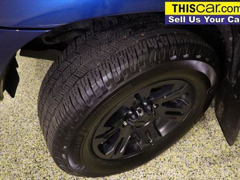 Used 2015 Toyota Tacoma PreRunner image 24