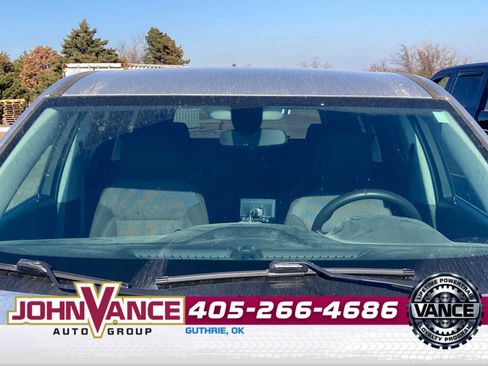 Used 2020 Chevrolet Traverse LS image 13