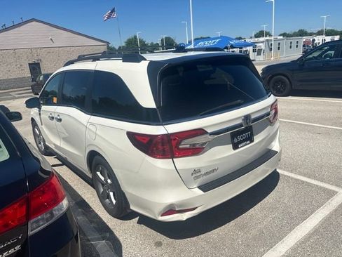 Used 2018 Honda Odyssey EX-L image 3