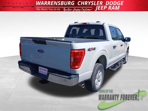 Used 2023 Ford F150 XLT image 3
