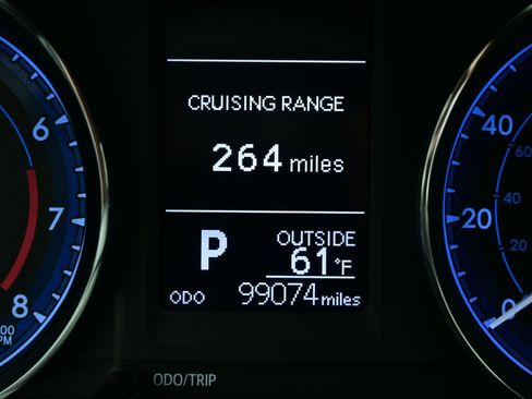 Used 2019 Toyota Corolla LE image 23