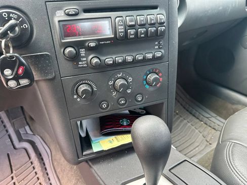 Used 2004 Pontiac Grand Prix GT w/ Drivers Package FWD image 19