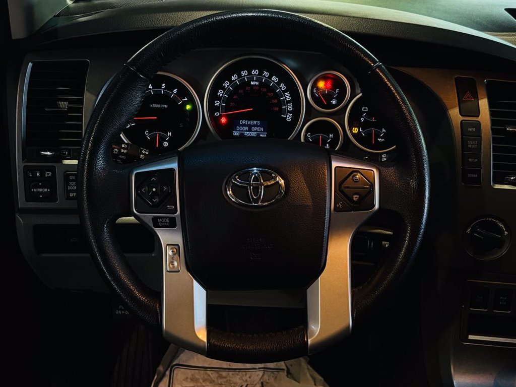 Used 2015 Toyota Sequoia Limited AWD/4WD image 51