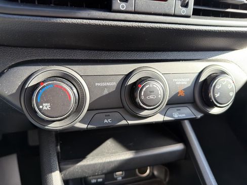 Used 2023 Kia Forte LXS w/ LXS Technology Package image 45