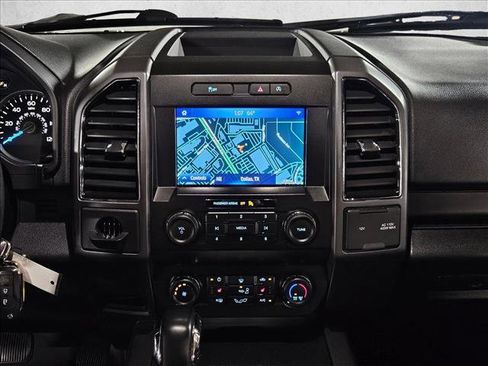 Used 2020 Ford F150 XLT w/ Equipment Group 302A Luxury RWD image 15