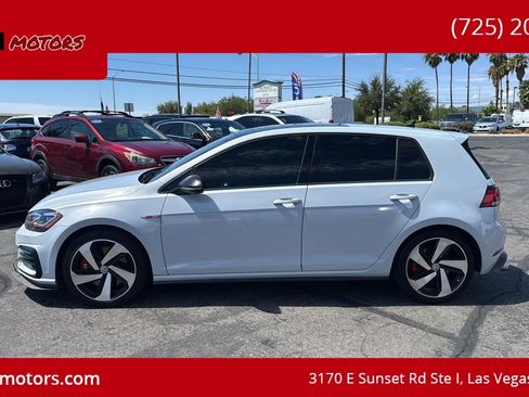 Used 2020 Volkswagen GTI SE FWD image 9