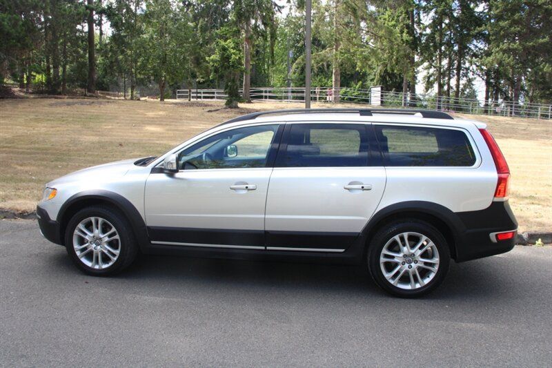 Used 2016 Volvo XC70 T5 Premier w/ Proximity Package AWD/4WD image 14