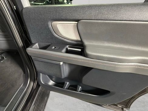 Used 2025 Ford Expedition Max Active RWD image 27
