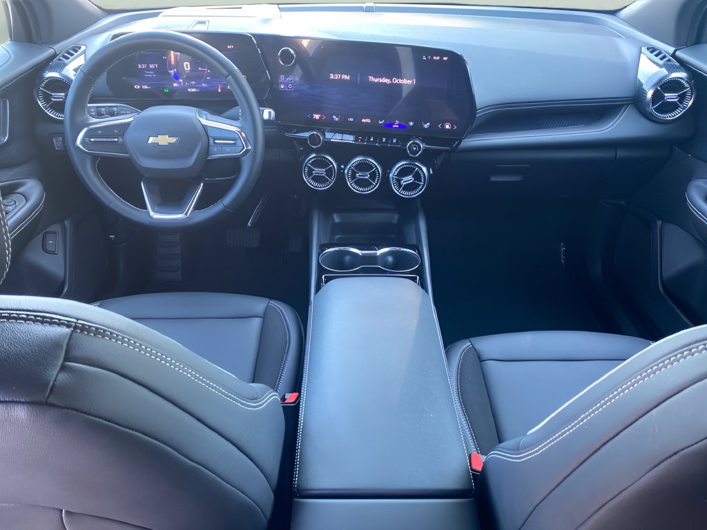 Used 2024 Chevrolet Blazer EV LT AWD/4WD image 15