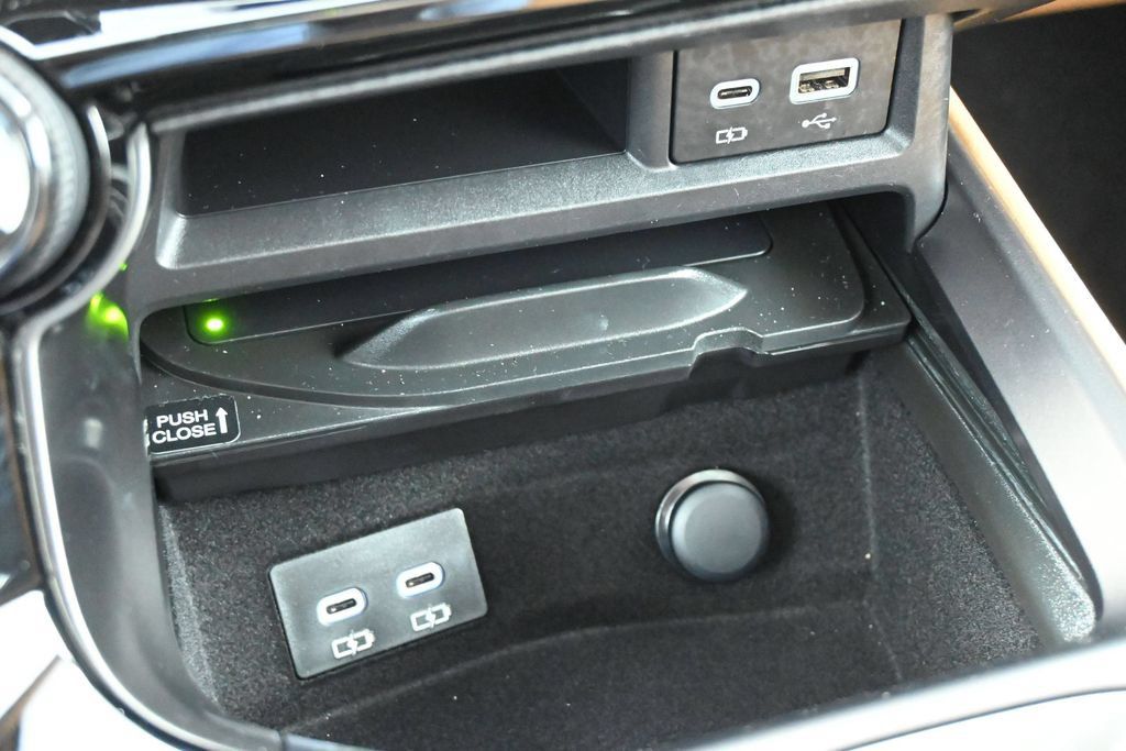 Used 2025 Lexus NX 250 FWD w/ Accessory Package (Z2) image 15