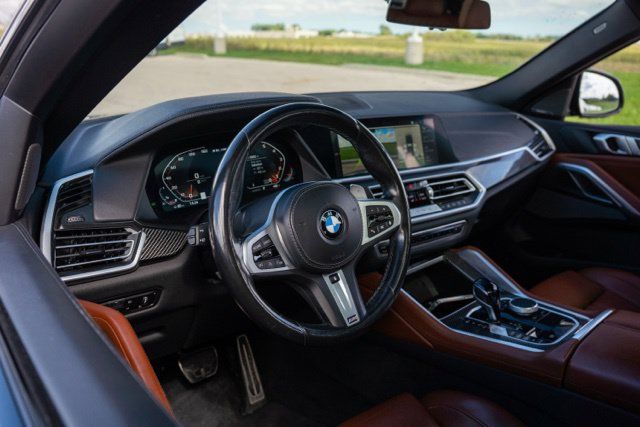 Used 2022 BMW X6 M50i w/ Premium Enhanced Package AWD/4WD image 14