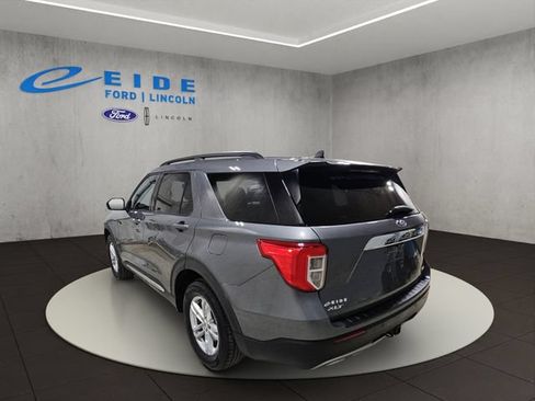 Certified 2022 Ford Explorer XLT AWD/4WD image 8