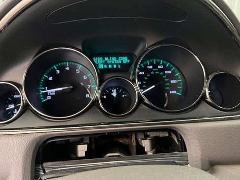 Used 2016 Buick Enclave Premium w/ Trailering Package image 29