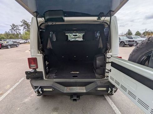 Used 2012 Jeep Wrangler Unlimited Sahara w/ Dual Top Group image 10