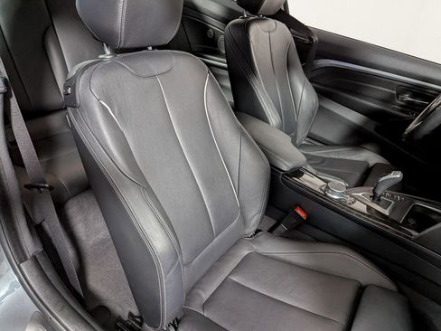 Used 2019 BMW 440i xDrive 440i xDrive w/ M Sport Package image 25