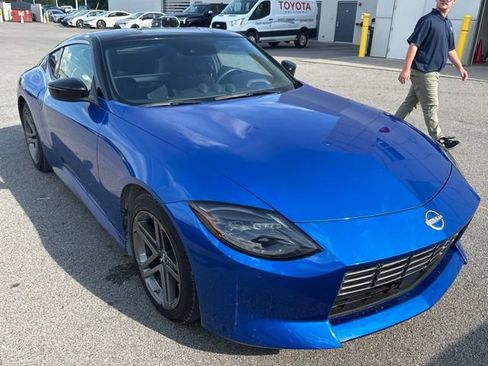 Used 2024 Nissan Z Sport w/ Floor Mat Package RWD image 2