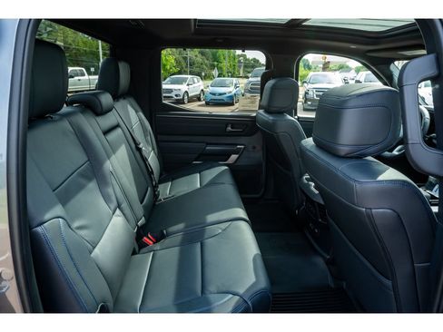 Used 2026 Toyota Tundra Platinum AWD/4WD image 17