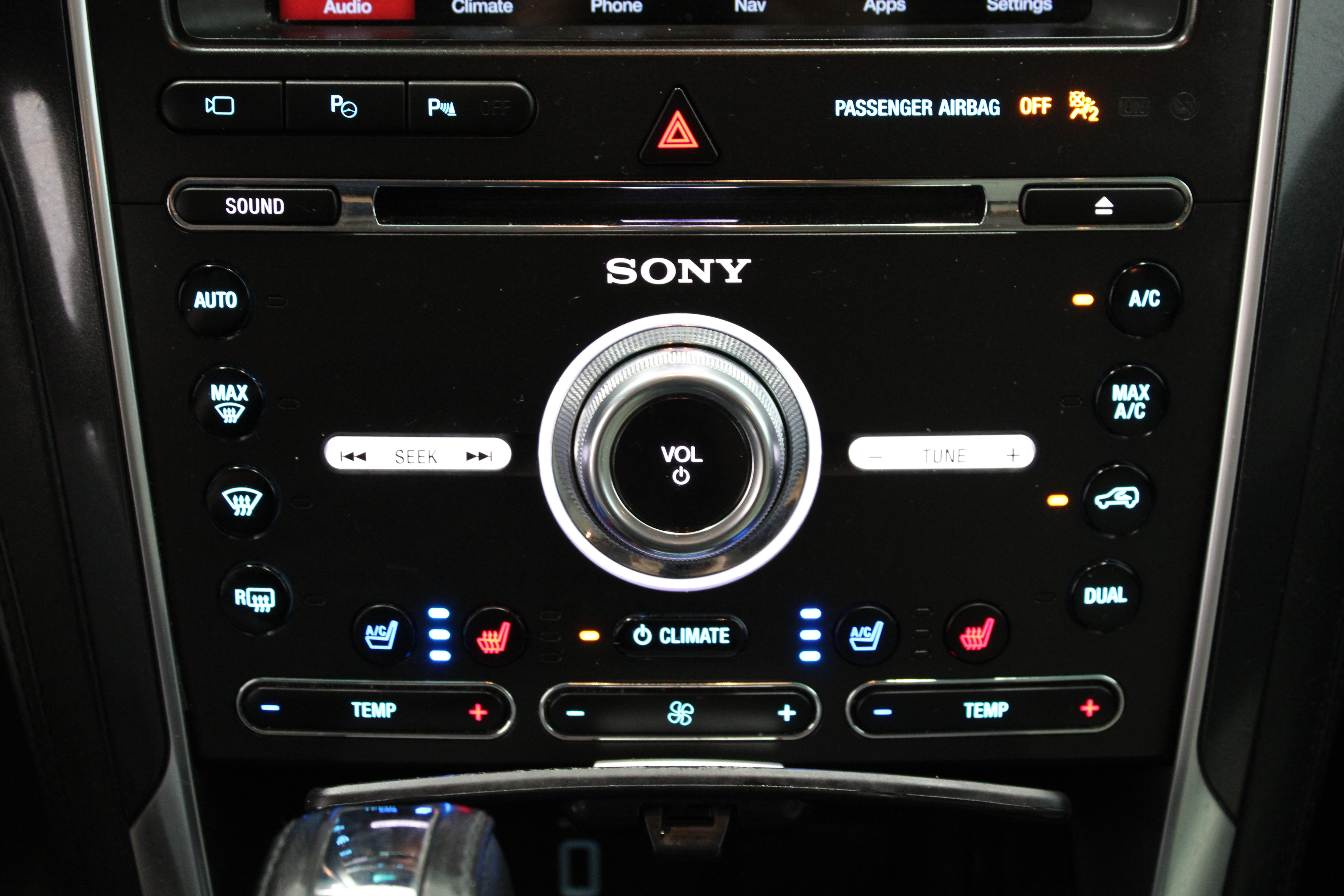 Used 2017 Ford Explorer Platinum AWD/4WD image 20