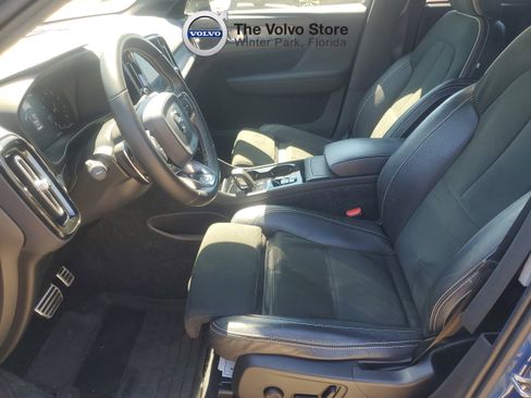 Used 2020 Volvo XC40 T5 R-Design AWD/4WD image 12