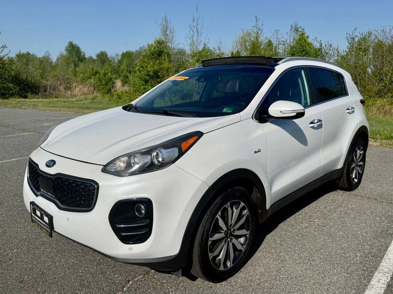 Used 2017 Kia Sportage EX w/ EX Technology Package AWD/4WD image 6