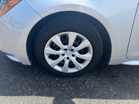Used 2024 Toyota Corolla LE FWD image 10