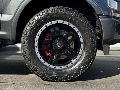 Used 2015 Ford F150 Lariat AWD/4WD image 10