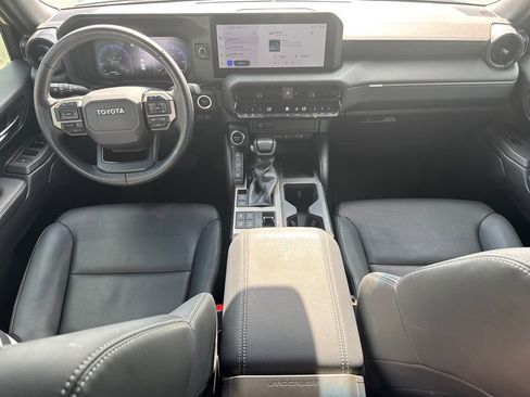 Certified 2024 Toyota Land Cruiser image 23