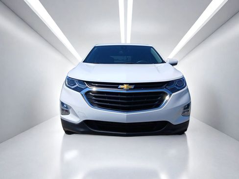 Used 2021 Chevrolet Equinox LT FWD image 3