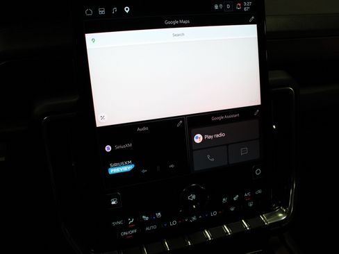 Used 2025 GMC Yukon Denali AWD/4WD image 26