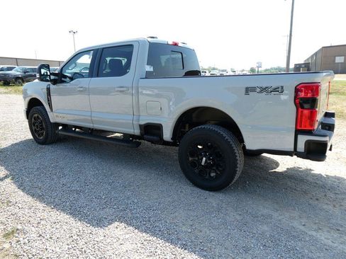 New 2026 Ford F250 Lariat w/ Black Appearance Package AWD/4WD image 8