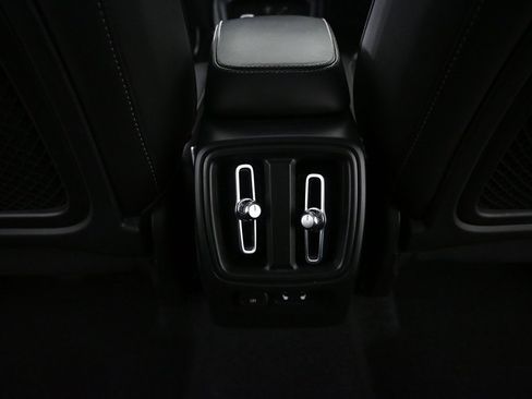 Used 2023 Volvo XC40 B5 Plus w/ Driver Assist Package image 15