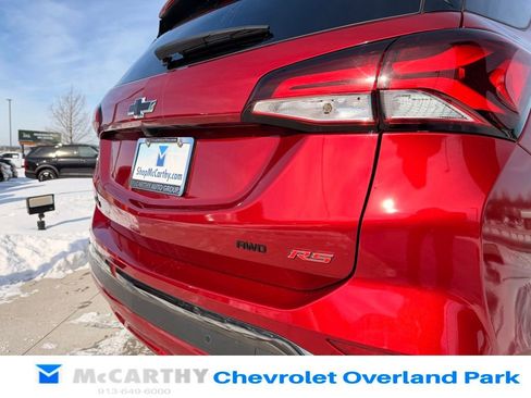 Used 2023 Chevrolet Equinox RS AWD/4WD image 36