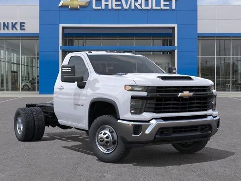 New 2025 Chevrolet Silverado 3500 W/T w/ WT Convenience Package AWD/4WD image 7
