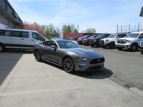 Used 2021 Ford Mustang Premium image 9
