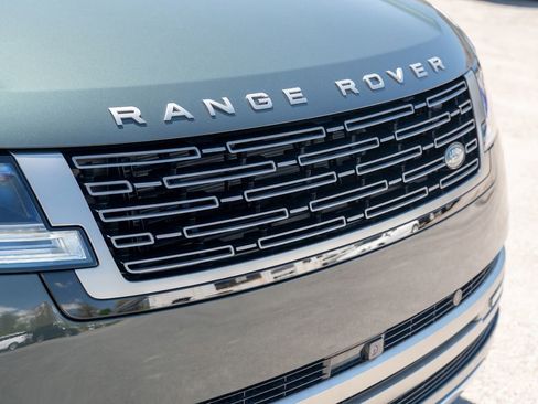 Certified 2023 Land Rover Range Rover SE AWD/4WD image 16